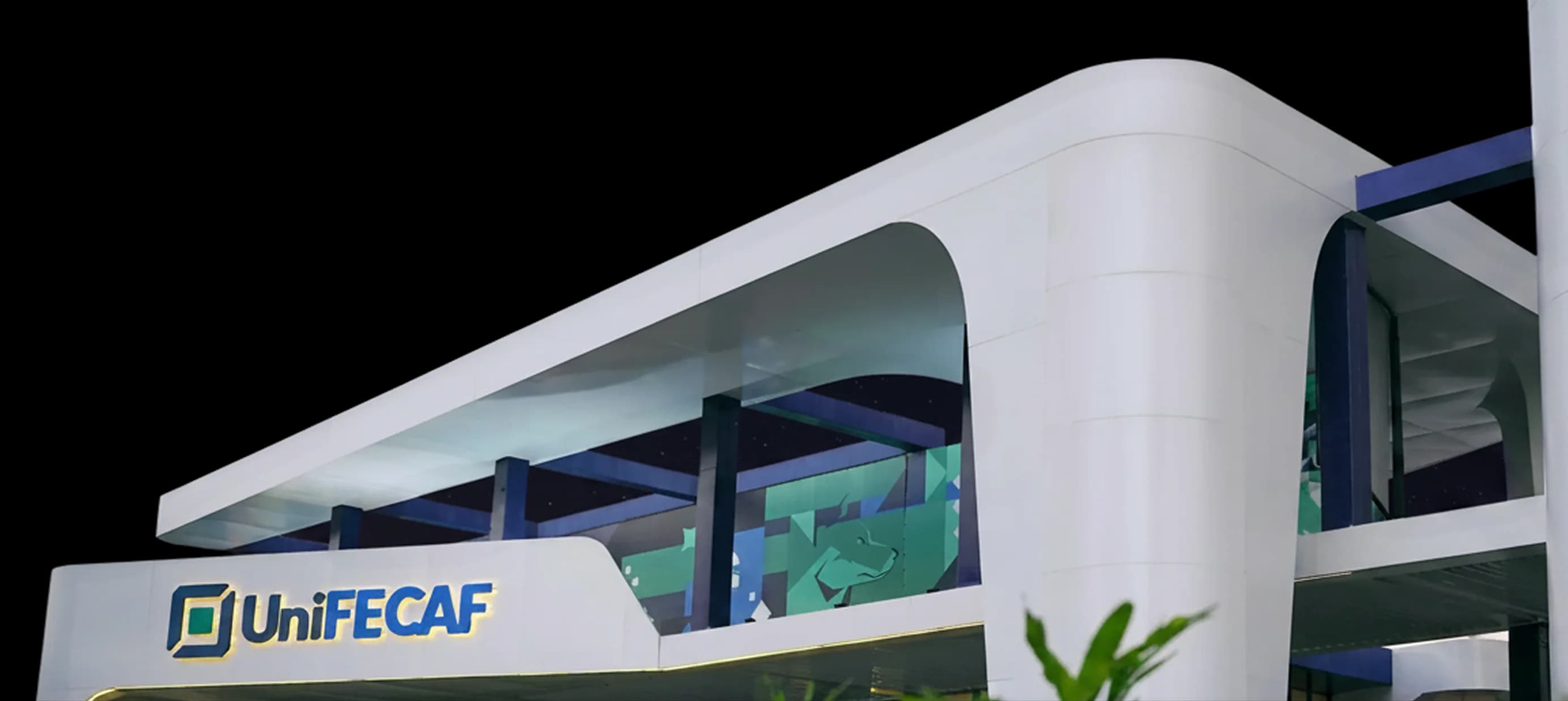 Fachada de polo EAD UniFECAF