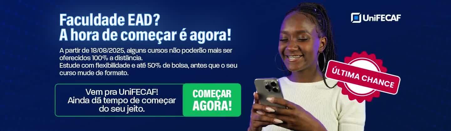 Imagem de uma moça num fundo azul com a frase: Graduação semipresencial - Experiência universitária com flexibilidade