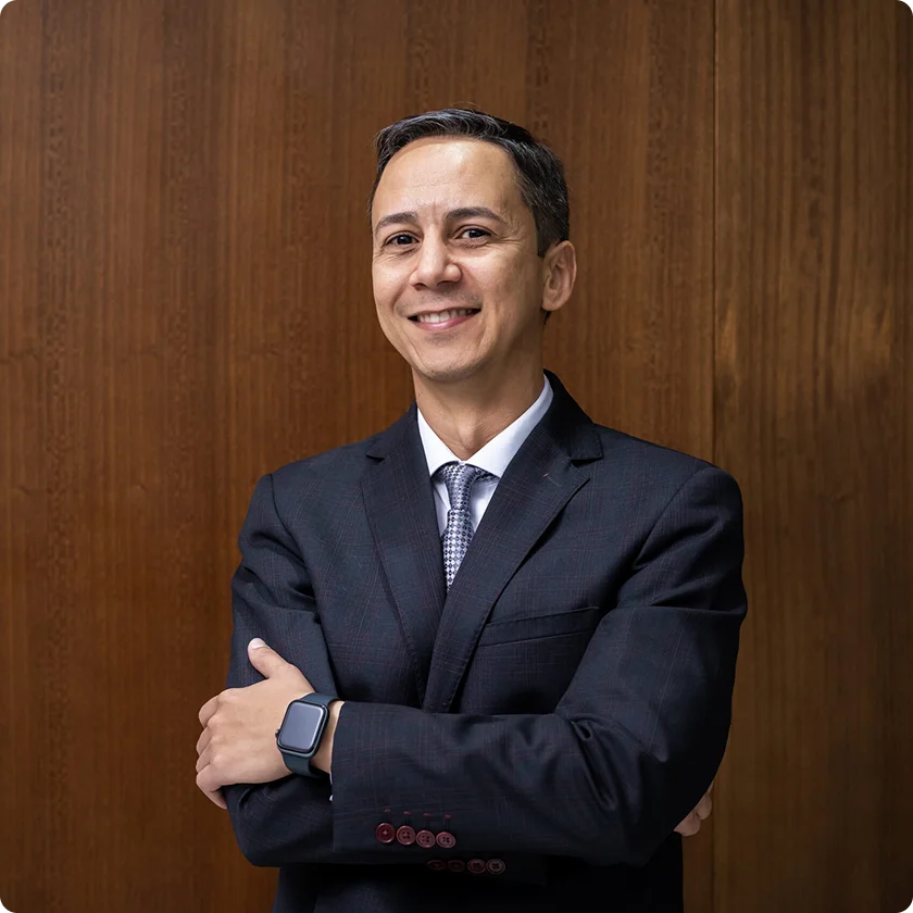 Dr. Artieres Estevão Romeiro